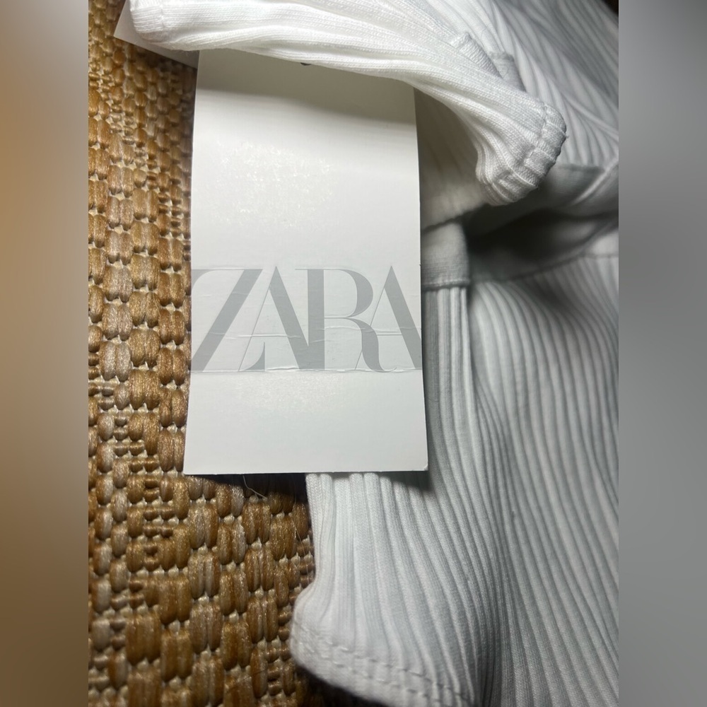 Zara Women's White Cut Out Body Suit, Halter Neck, Size L, NWT - Picture 2 of 13